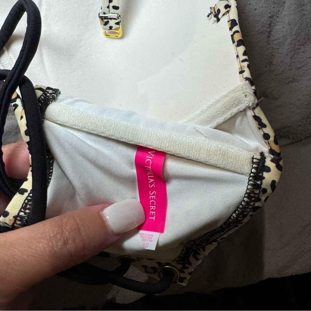 Victoria Secret bikini top 34D - Picture 4 of 6
